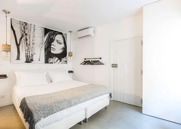 شقة Castle Alfama