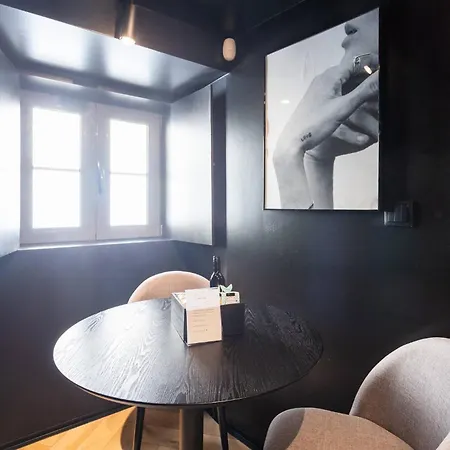 Castle Alfama דירה