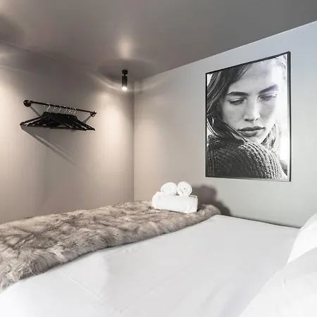 Castle Alfama * ליסבון